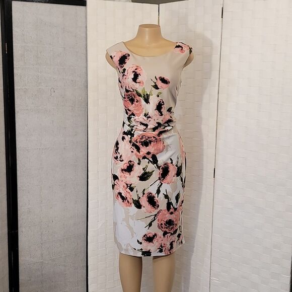 GLAMOUR WIDTH ROUND NECKLINE FLORAL EMBROIDERED SHEATH DRESS - Picture 2 of 14